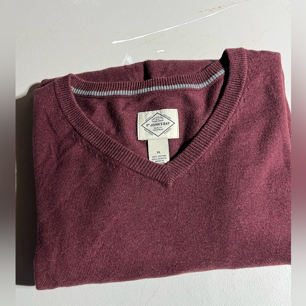 ST JOHN’s BAY QUALITY SWEATER MEN XL BURGUNDY GRANDPA V-NECK COZY MODERN LUXE
